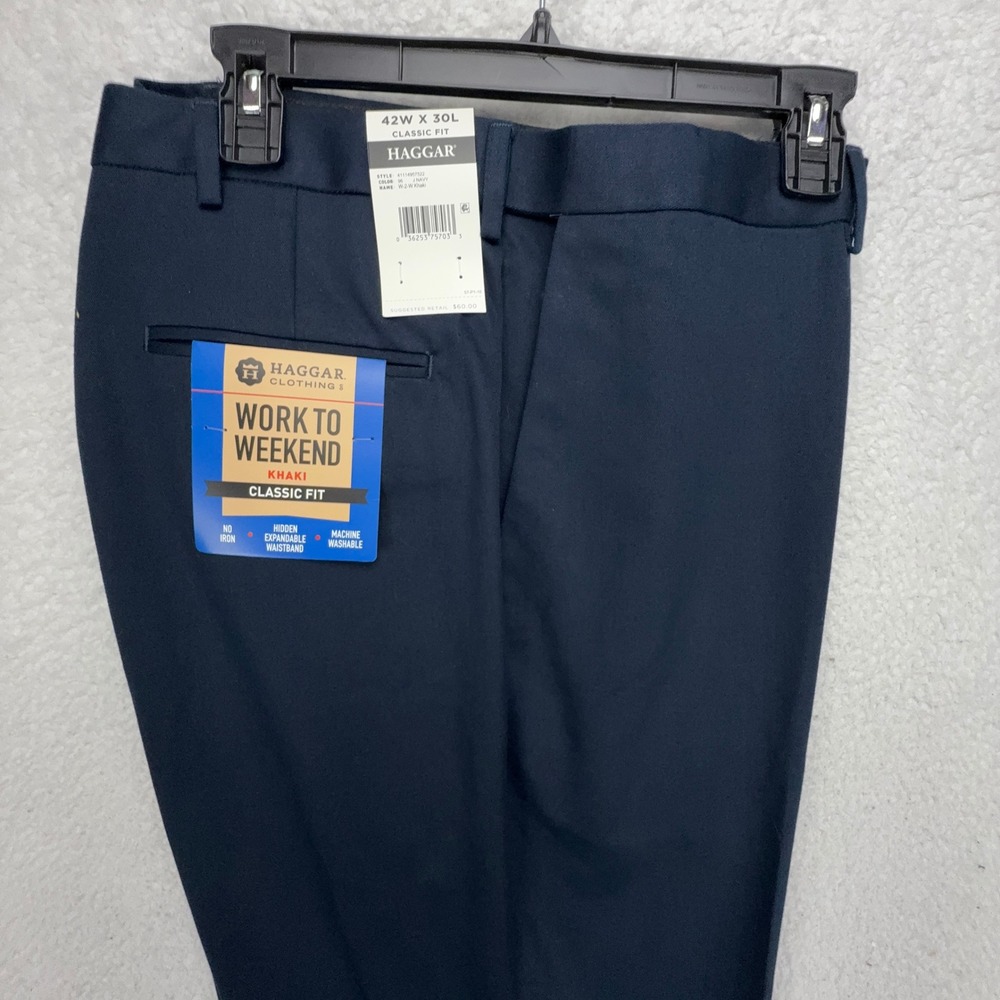 Haggar Work to Weekend Khaki Mens 42x30 Navy Blue Classic Fit Flat‎ Front Pants